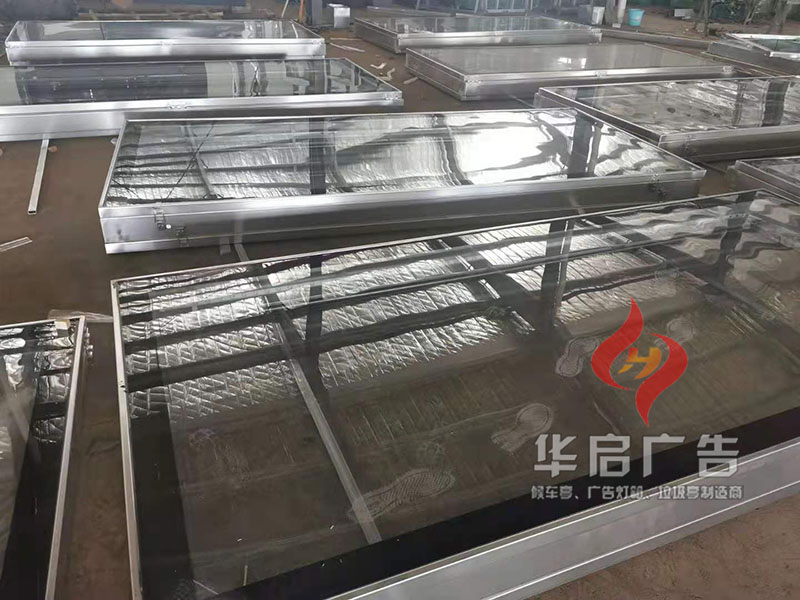 21-1-28 漯河不銹鋼候車(chē)亭定制4.jpg